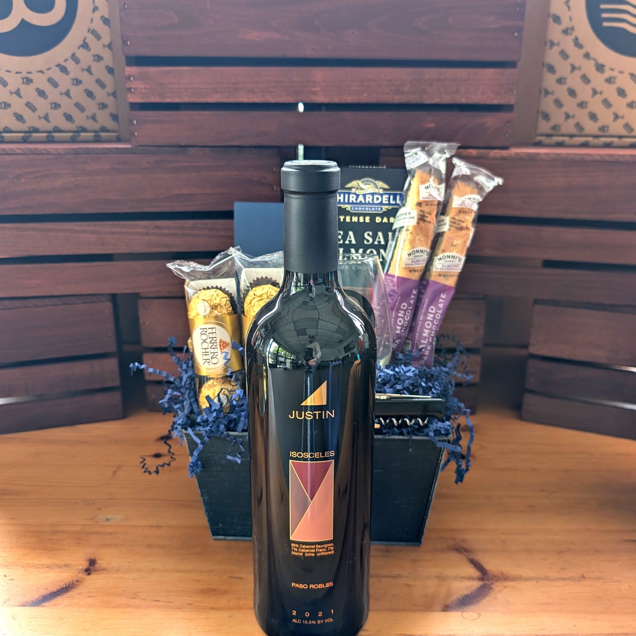 Justin Isocele Cabernet Sauvignon Wine Gift Basket | The BroBasket