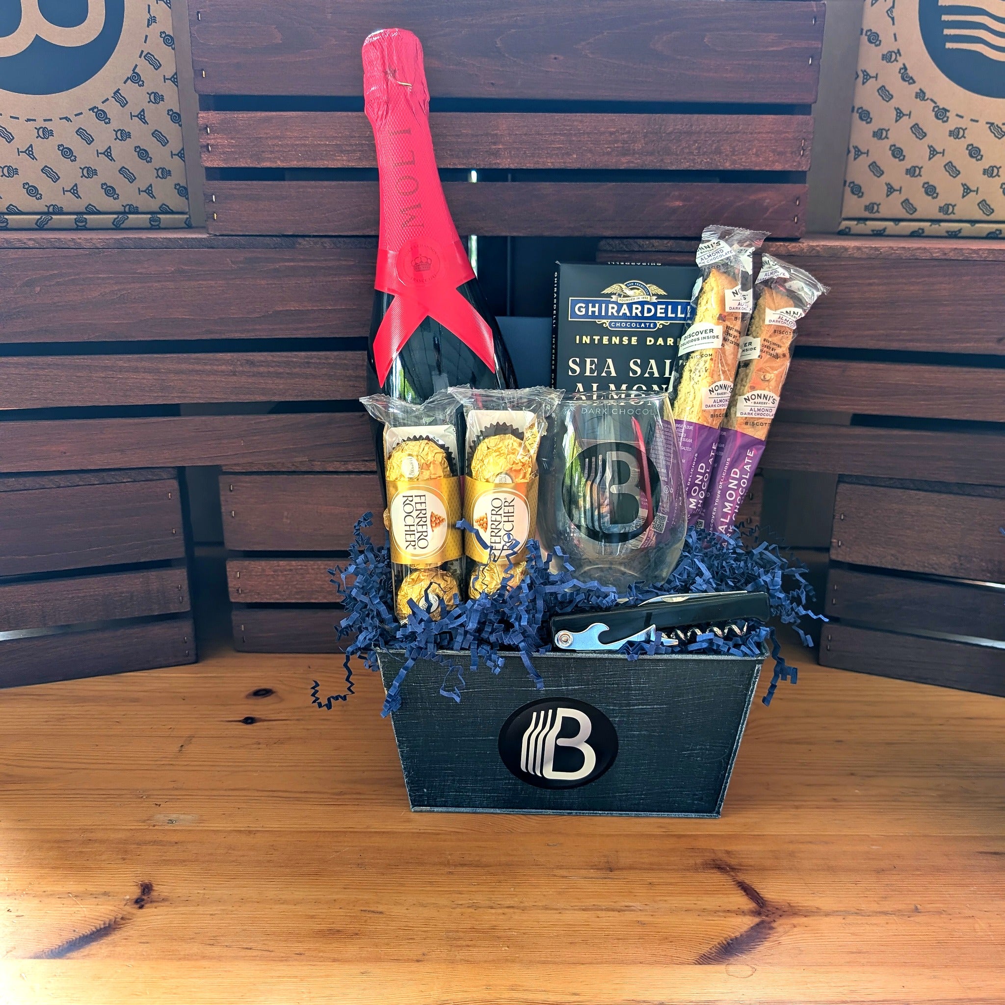 Moet & Chandon Brut Imperial Champagne Gift Basket | The BroBasket