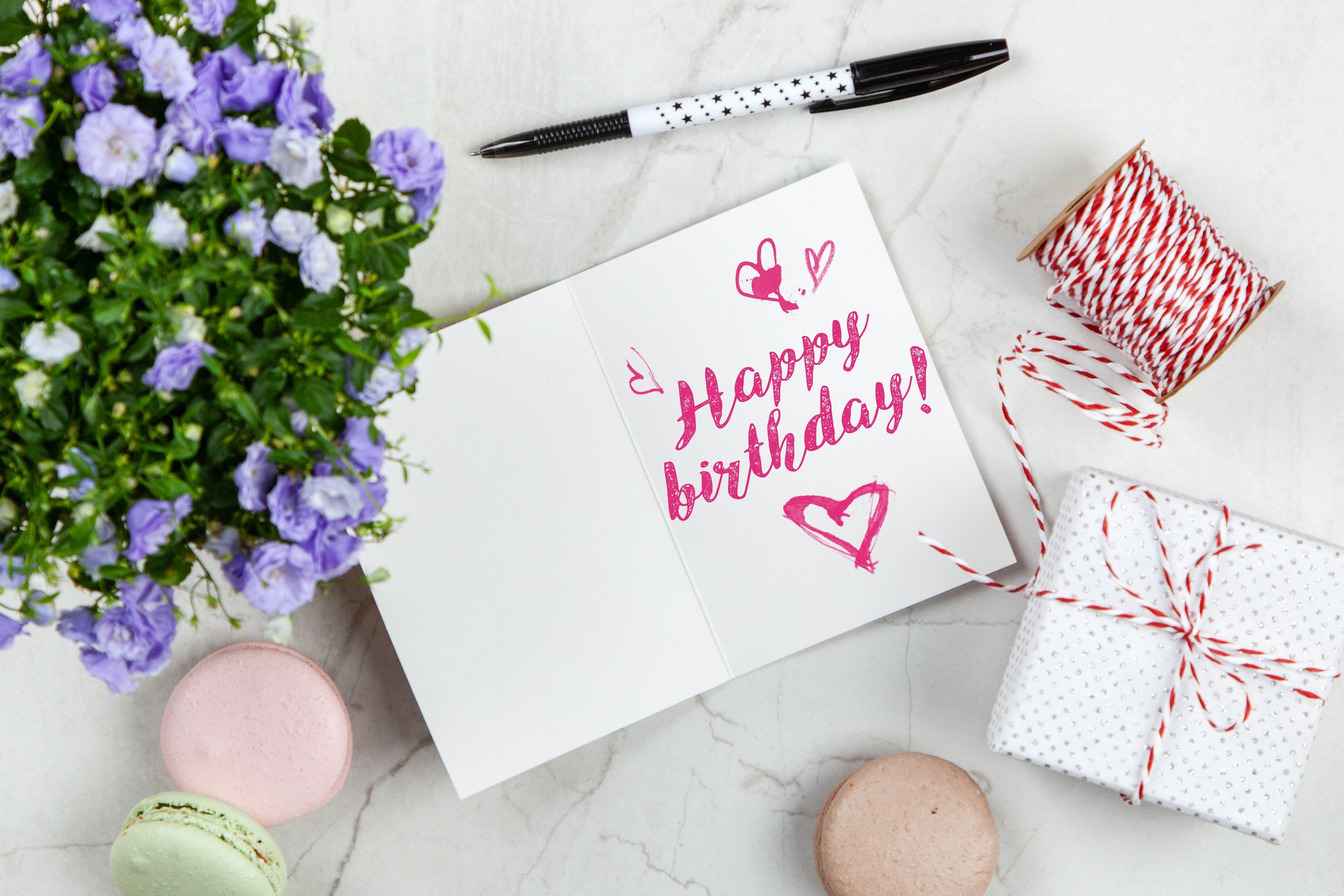 Writing a Perfect Gift Card: 12 Essential Tips